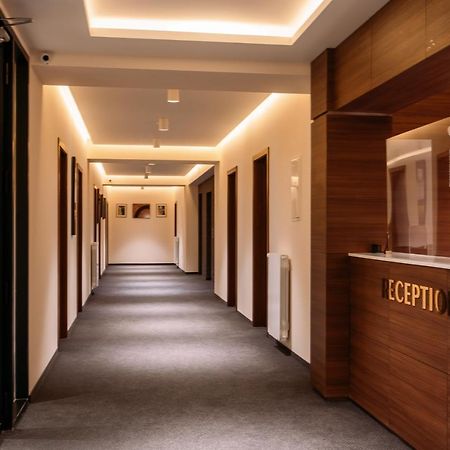 Hotel Parma Τυφλίδα Εξωτερικό φωτογραφία