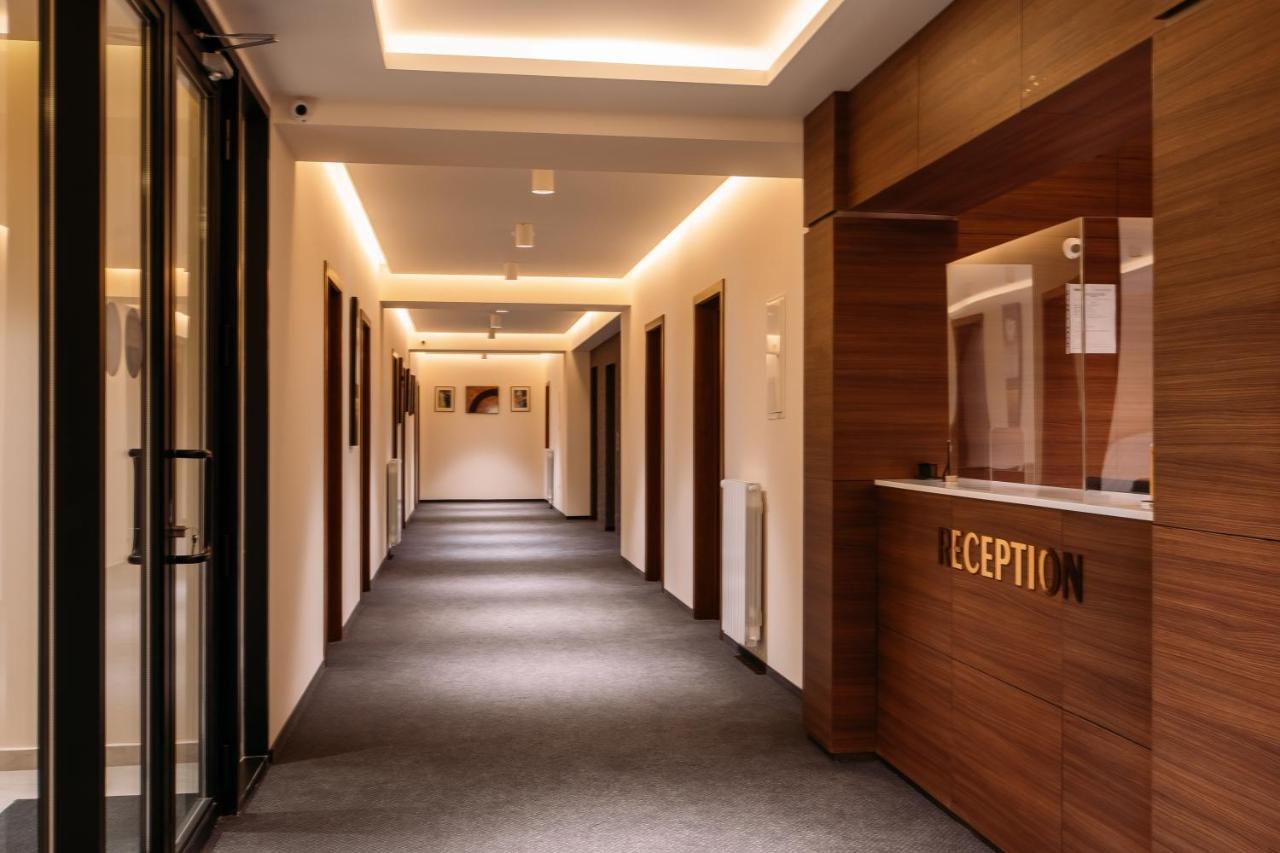 Hotel Parma Τυφλίδα Εξωτερικό φωτογραφία