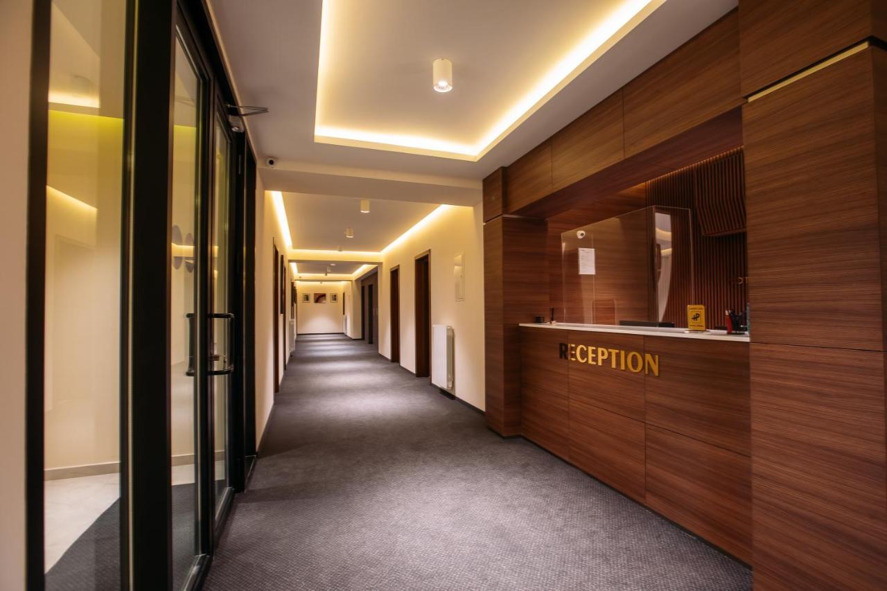 Hotel Parma Τυφλίδα Εξωτερικό φωτογραφία